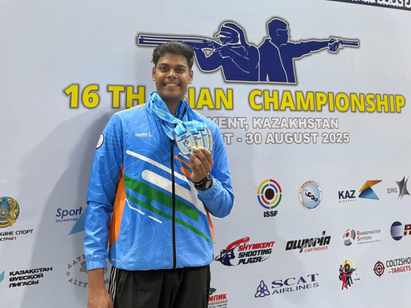 KLEF Congratulates Mukesh Nelavalli on Historic Medal Haul in Asian Championship in Kazakhstan